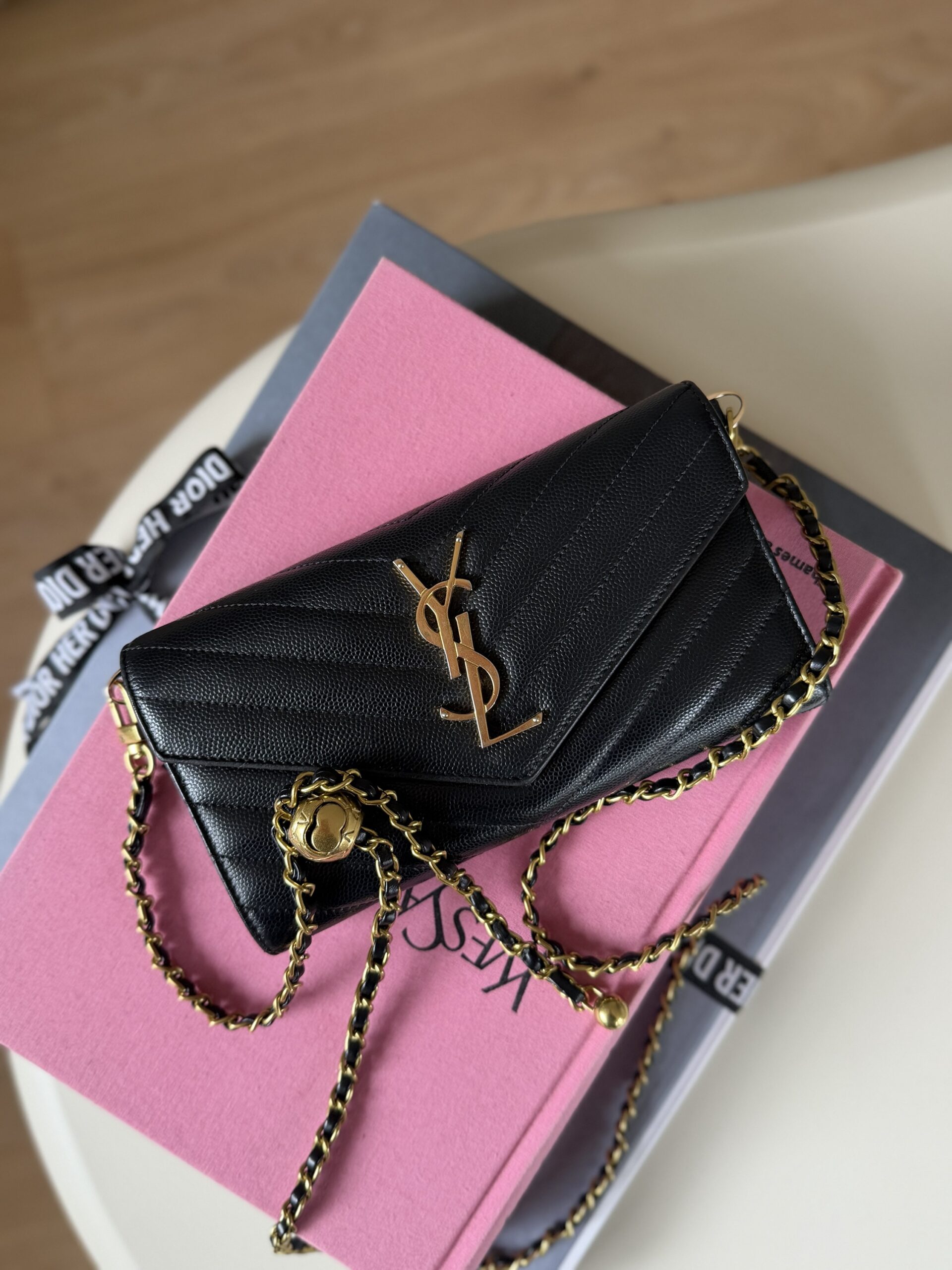 YSL Yves Saint Laurent WOC Wallet On Chain - obrazek 5