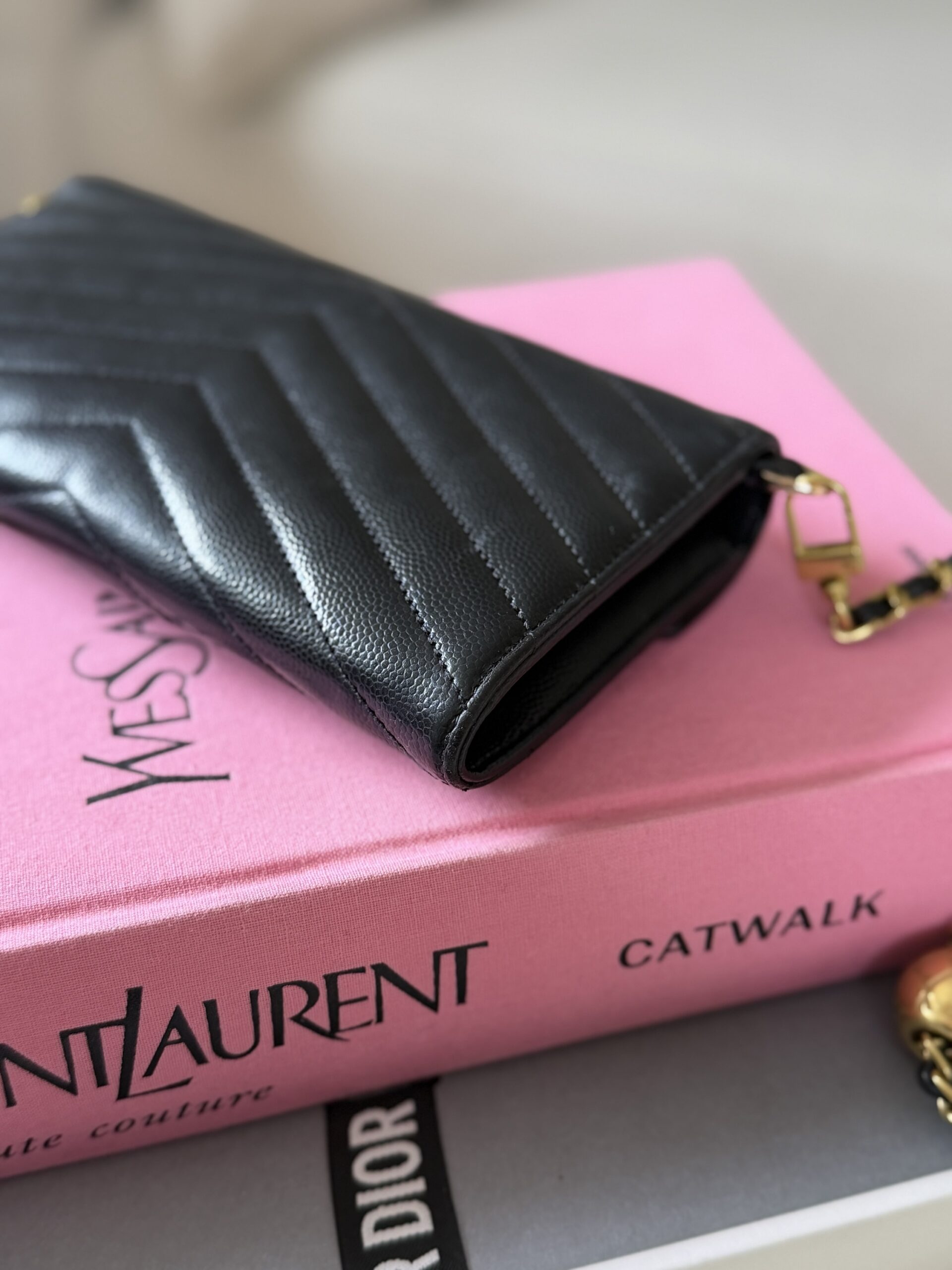 YSL Yves Saint Laurent WOC Wallet On Chain - obrazek 15