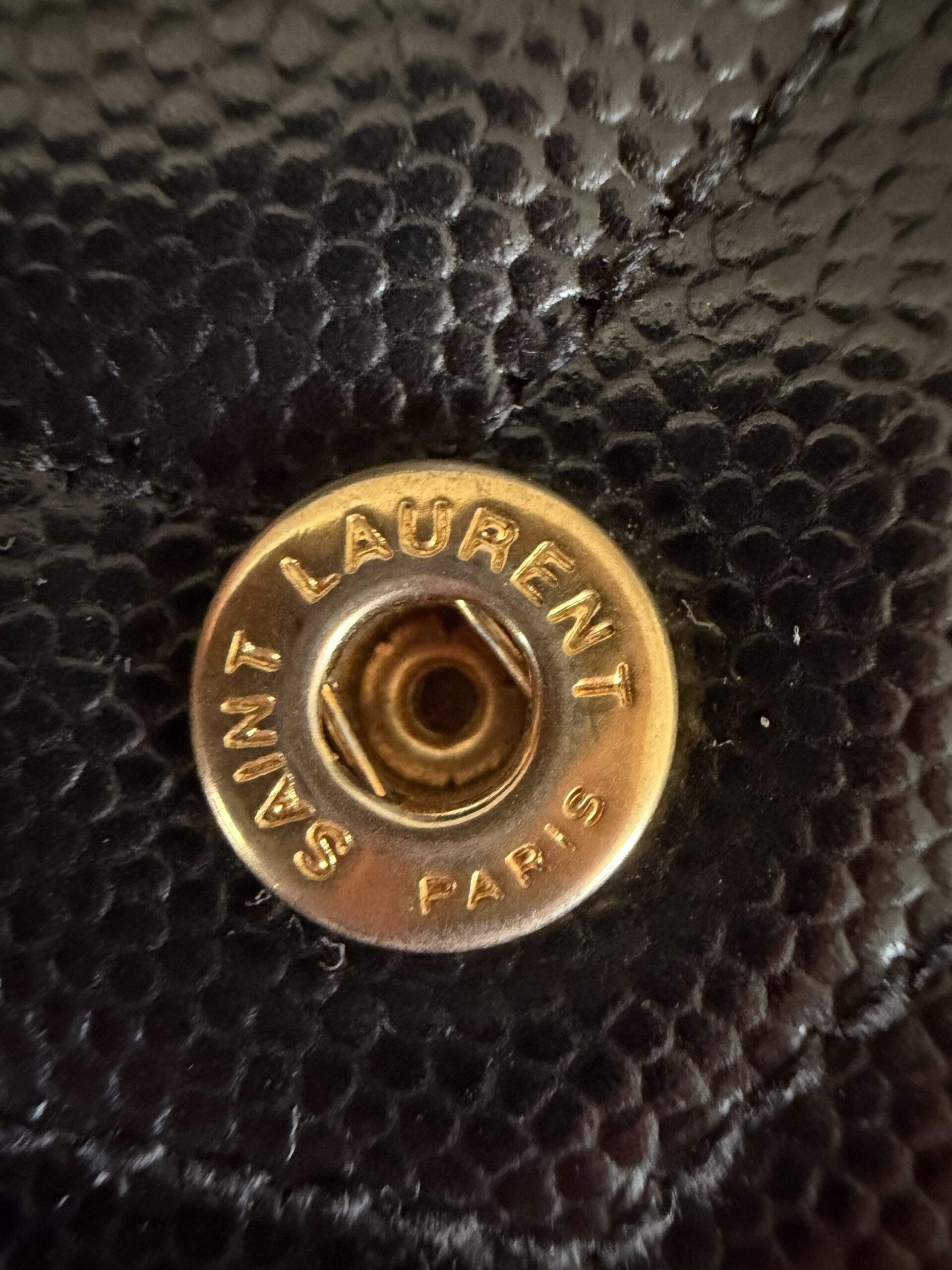 YSL Yves Saint Laurent WOC Wallet On Chain - obrazek 19