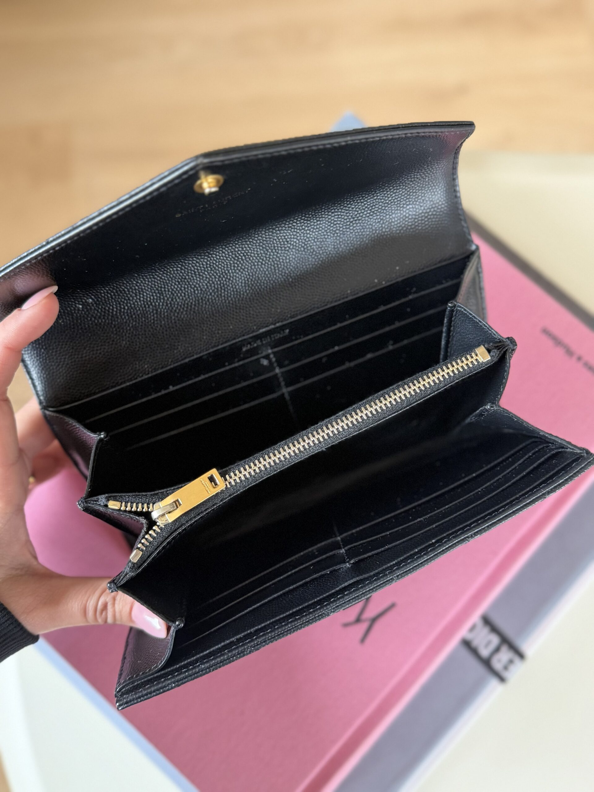 YSL Yves Saint Laurent WOC Wallet On Chain - obrazek 20