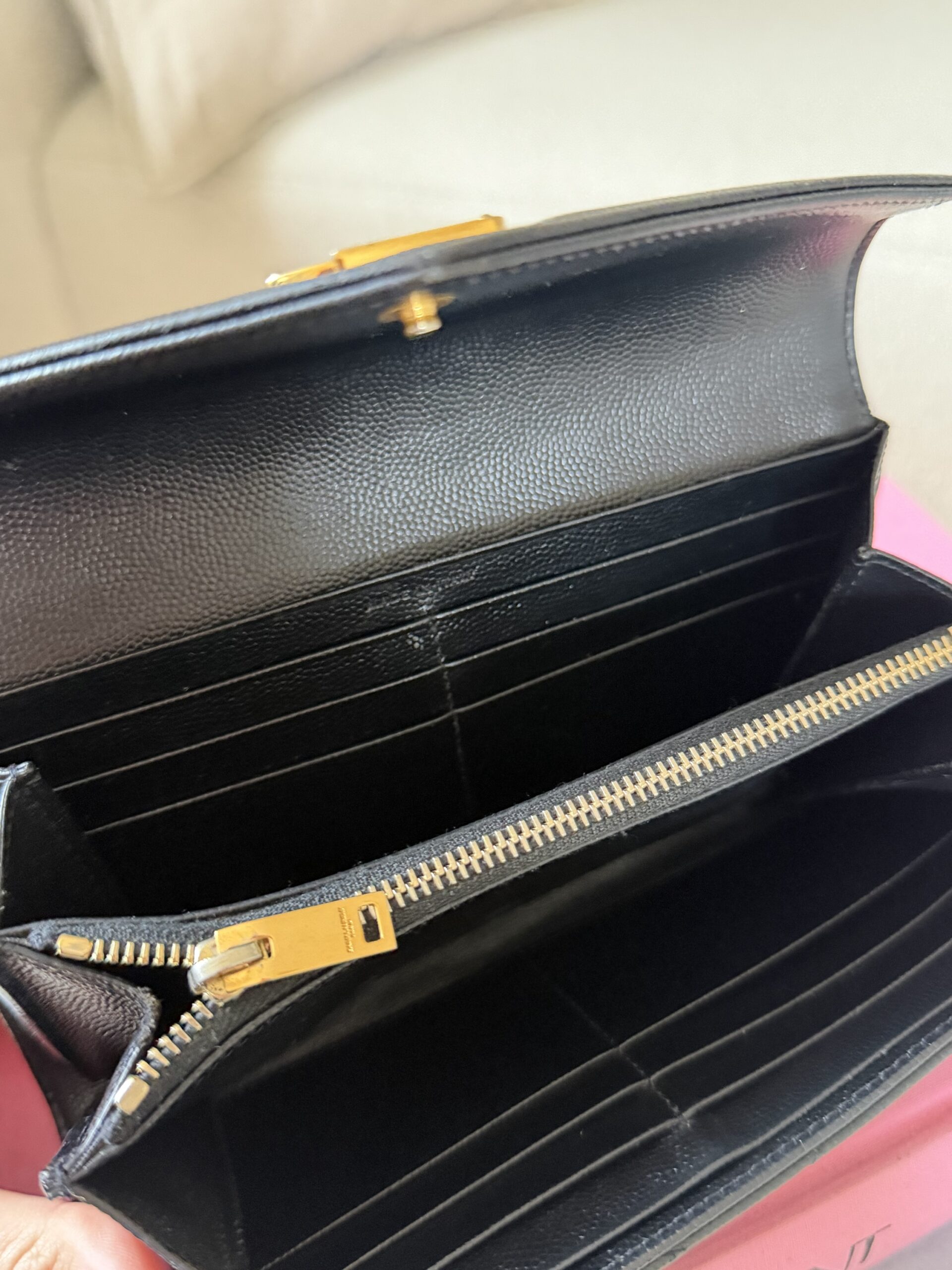 YSL Yves Saint Laurent WOC Wallet On Chain - obrazek 21