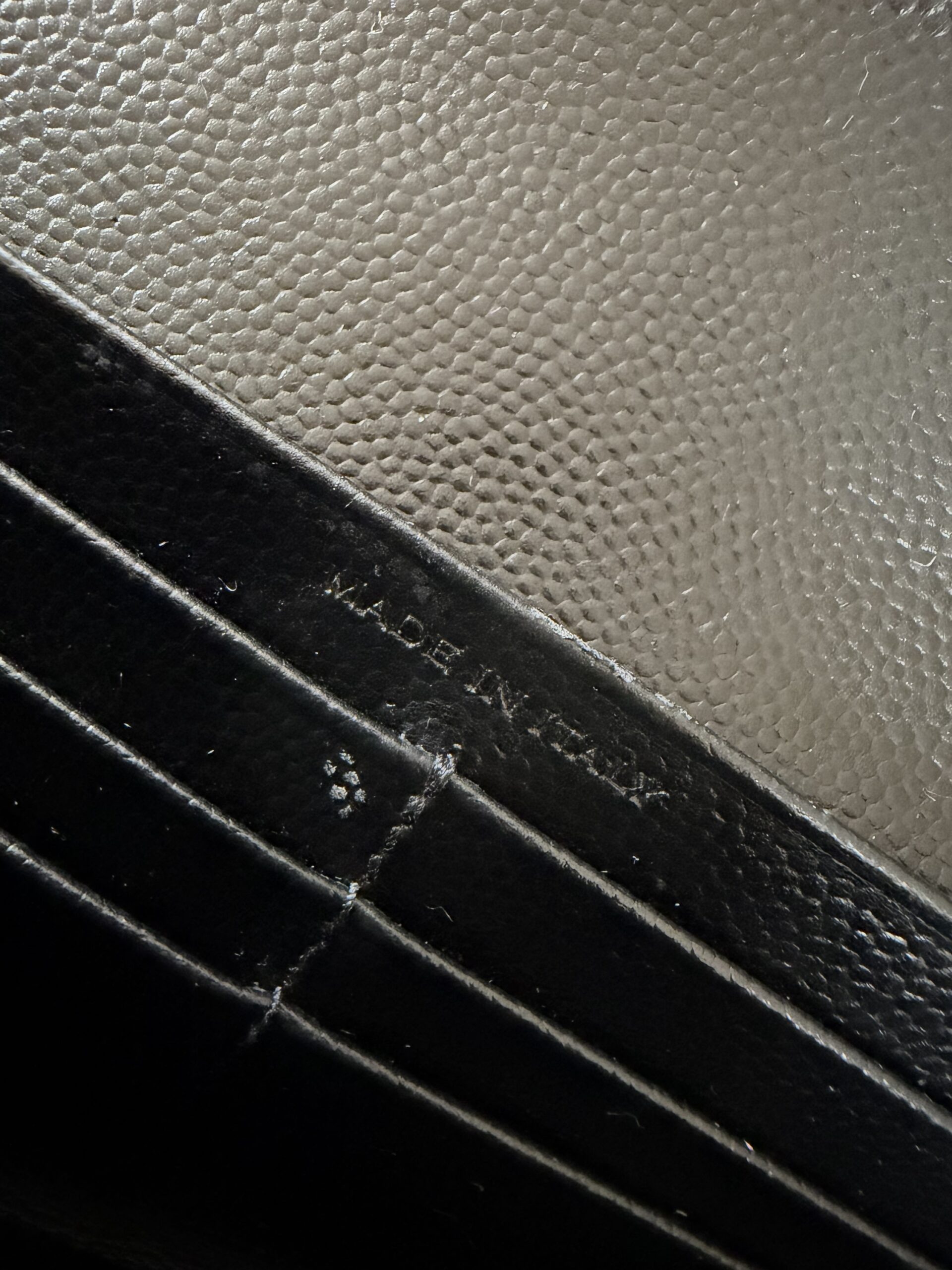 YSL Yves Saint Laurent WOC Wallet On Chain - obrazek 24