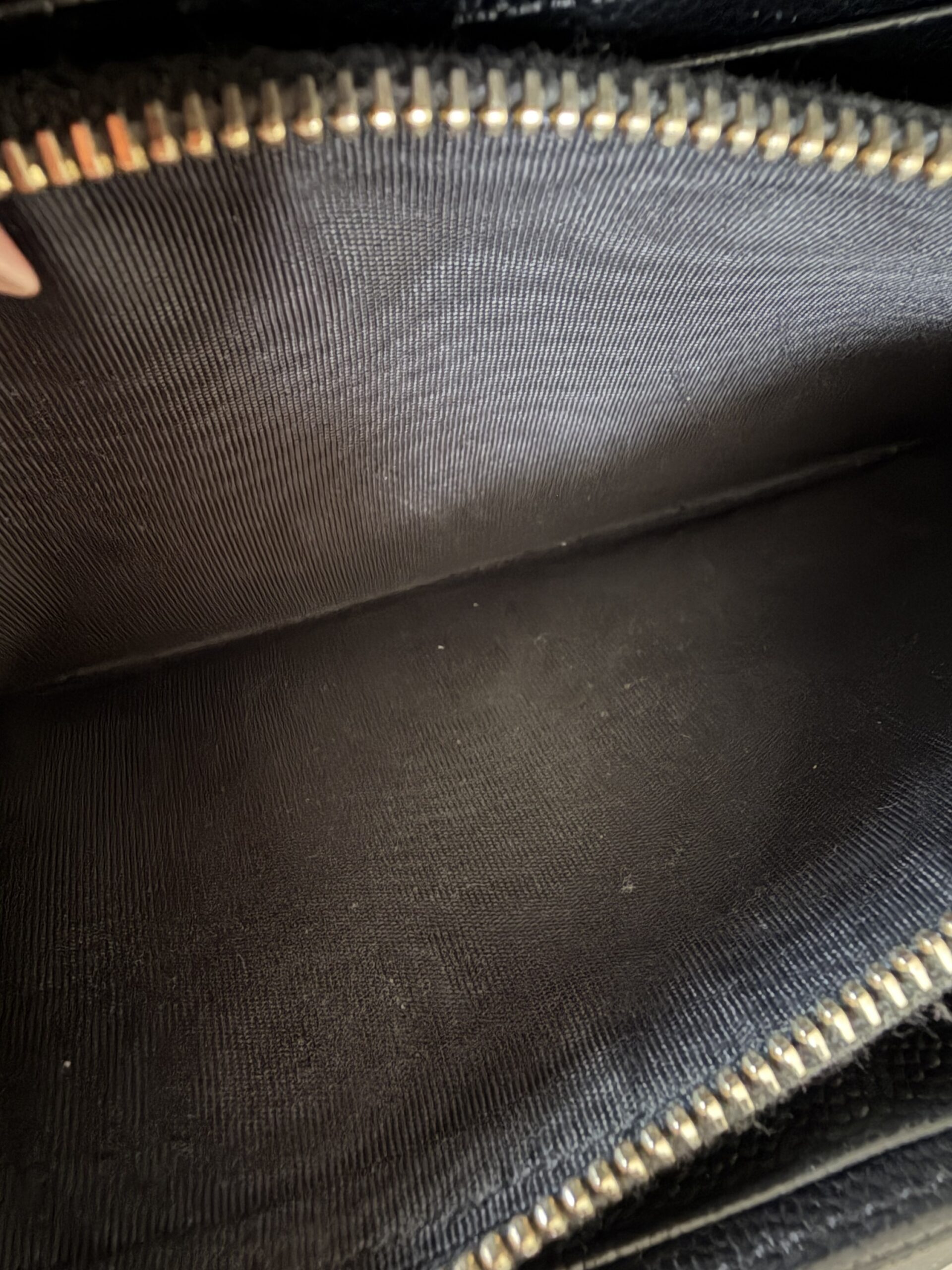 YSL Yves Saint Laurent WOC Wallet On Chain - obrazek 25