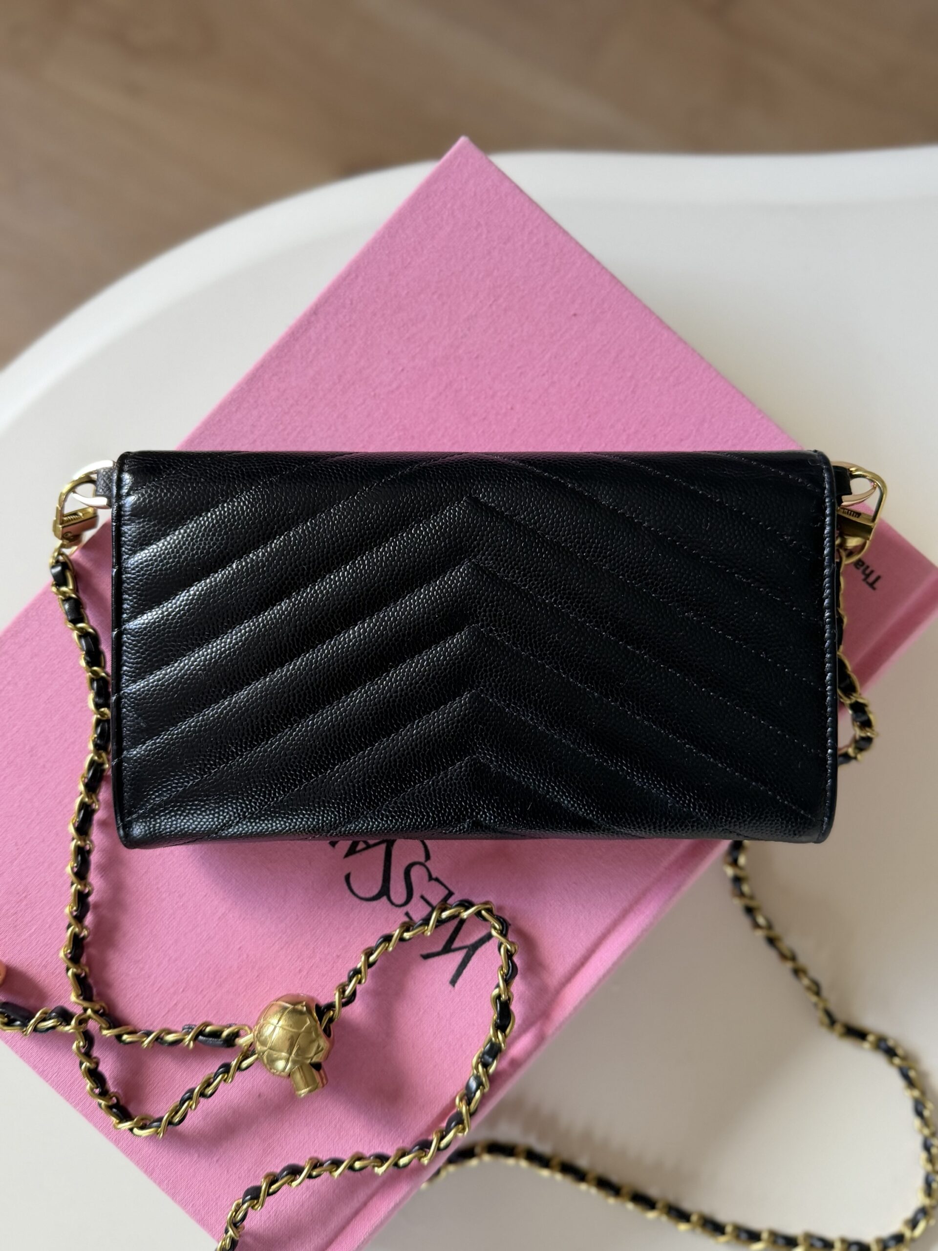 YSL Yves Saint Laurent WOC Wallet On Chain - obrazek 6