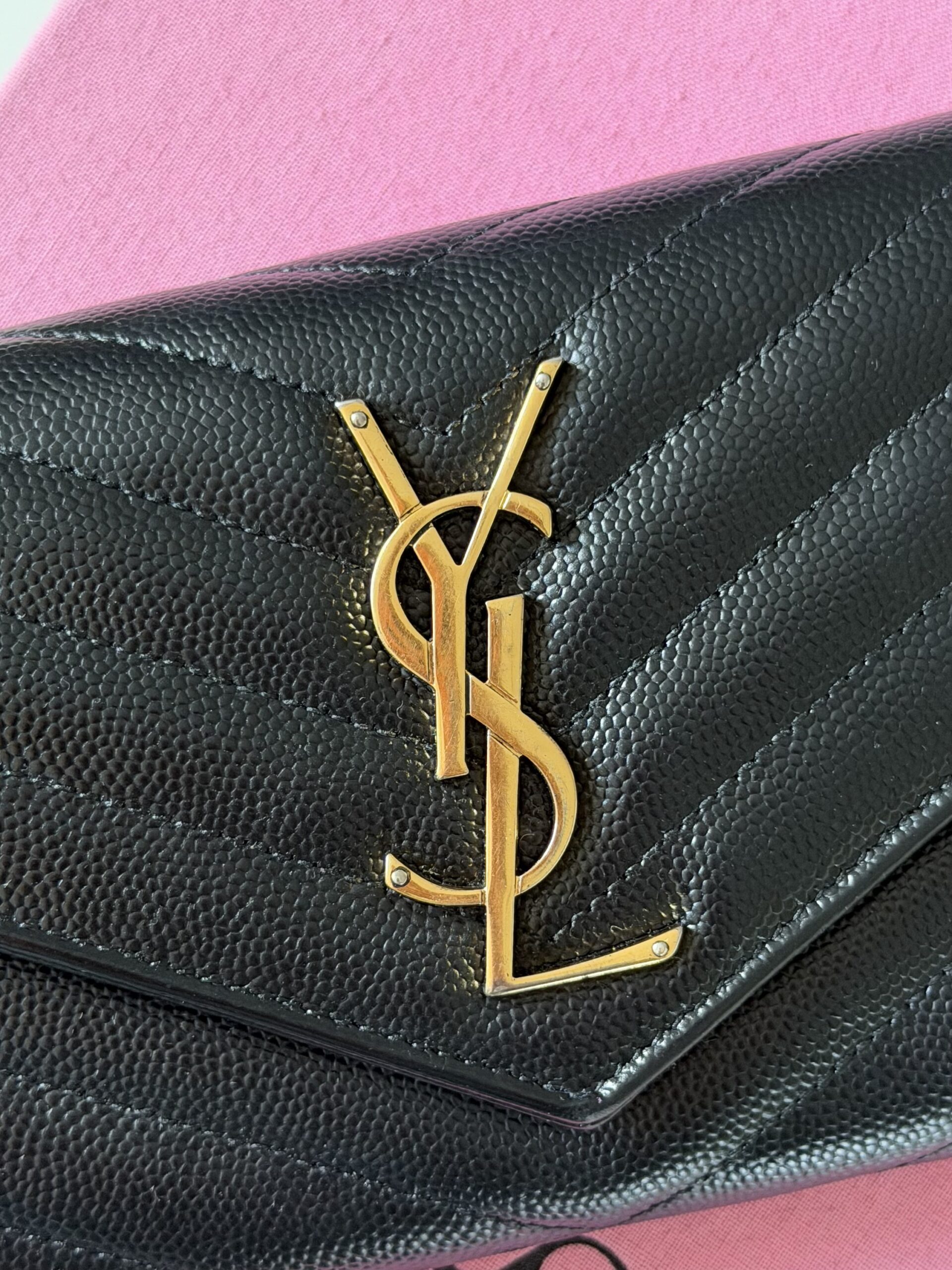 YSL Yves Saint Laurent WOC Wallet On Chain - obrazek 14
