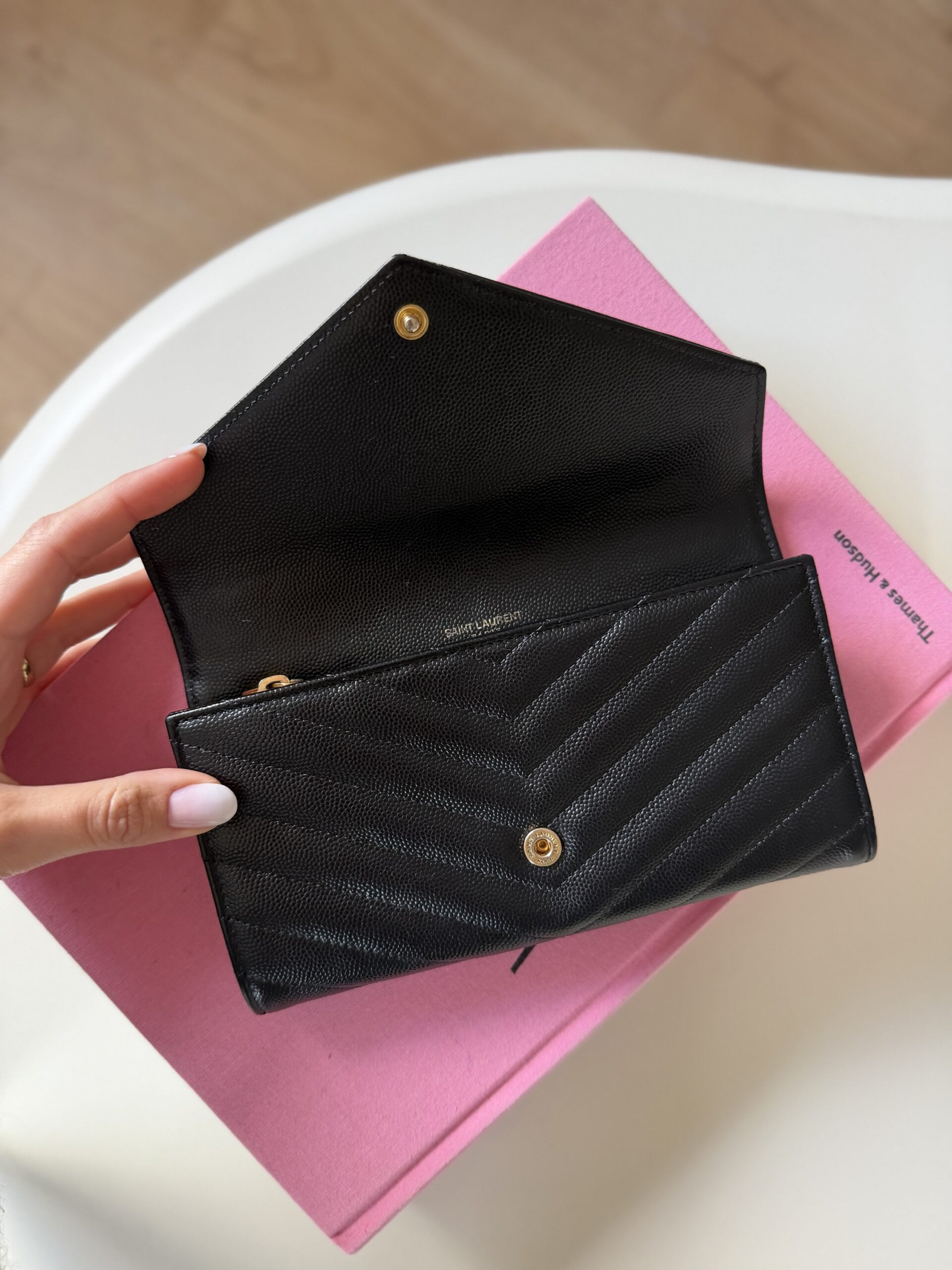 YSL Yves Saint Laurent WOC Wallet On Chain - obrazek 15