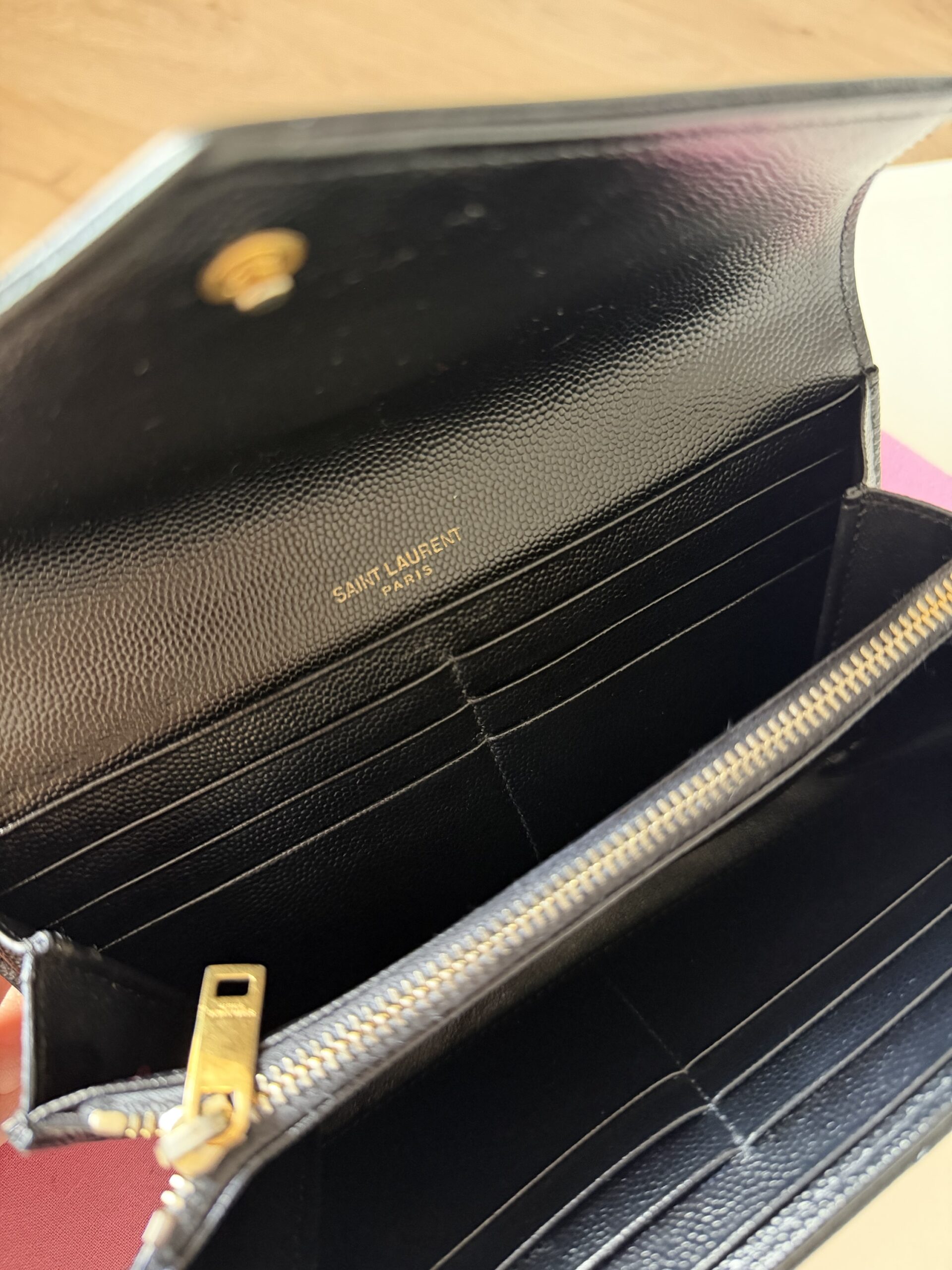 YSL Yves Saint Laurent WOC Wallet On Chain - obrazek 22